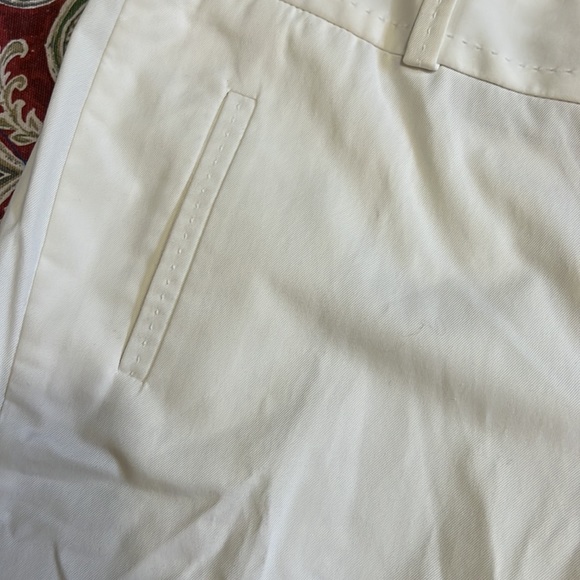 Banana Republic white Martin fit Bermuda shorts - Picture 2 of 8